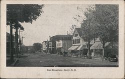 East Broadway Street Scene, Derry, NH Postcard