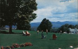 Tree Top Lodge Putting Green, Sugar Hill, N. H. Postcard