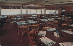 Fisherman's Pier Restaurant, Portsmouth, NH Postcard