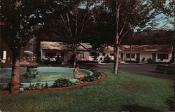 Parker's Motel and Fountain, Lincoln, NH Postcard