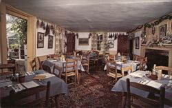 Pickity Place Restaurant, Interior Dining Room Postcard