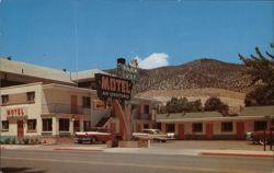Park Vue Motel with Vintage Cars, Ely, NV Postcard