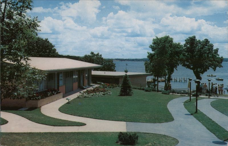 The New Inn, Lake Okoboji, Iowa