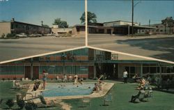 Stagecoach Motel, Swimming Pool Scene Postcard