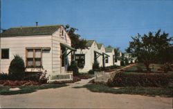 Grove Motel and Trailer Court Cabins, Council Bluffs, IA Postcard