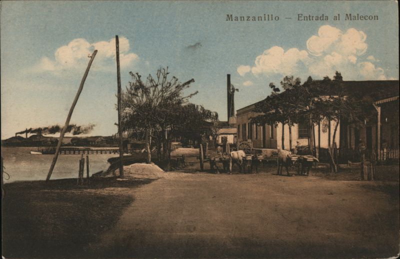 Manzanillo - Entrada al Malecon Cuba