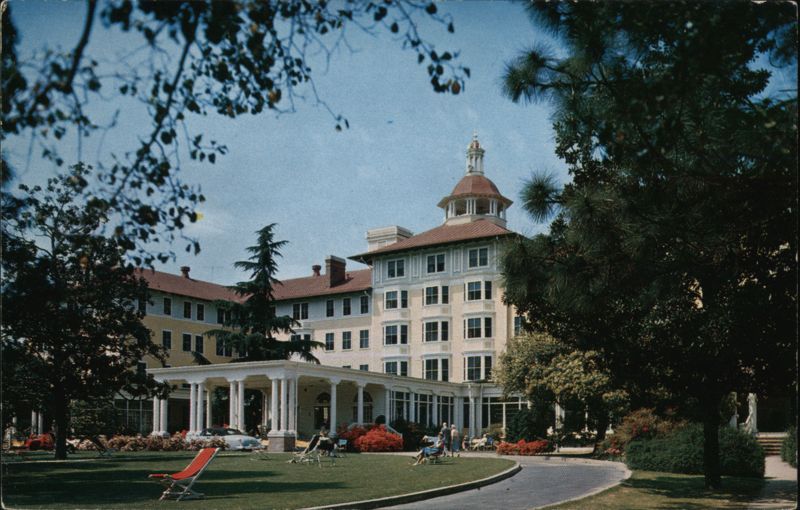 Carolina Hotel Entrance Drive, Pinehurst North Carolina