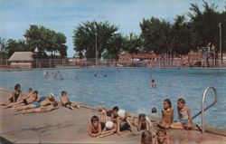 Swimming Pool with Bathers, Austin, MN Postcard