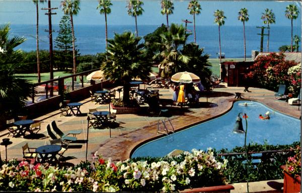 Ocean Side Pool La Jolla California