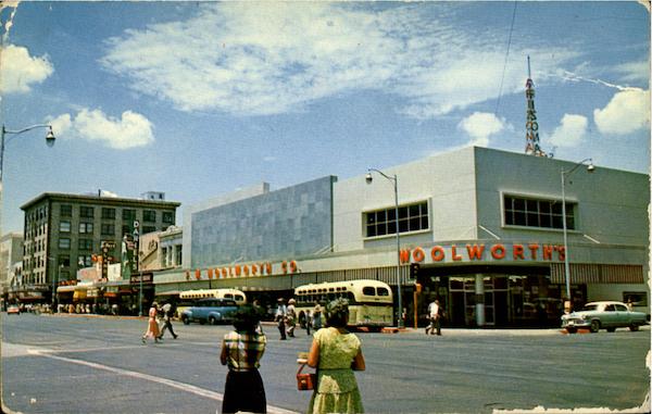 Looking West Along Washington Phoenix Arizona