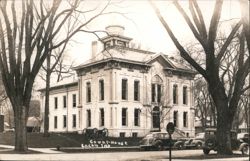 Lacon, Illinois Court House with Cannons Postcard