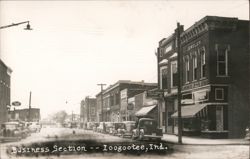 Business Section, Loogootee, Indiana Postcard