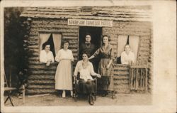 Women and Child at Arkansaw Traveler Hotel, Hot Springs Postcard