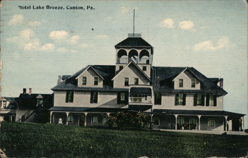 Hotel Lake Breeze in Canton, Pennsylvania