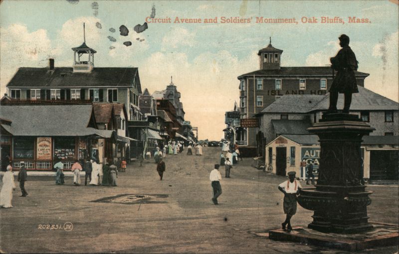 Circuit Avenue and Soldiers' Monument, Oak Bluffs Massachusetts