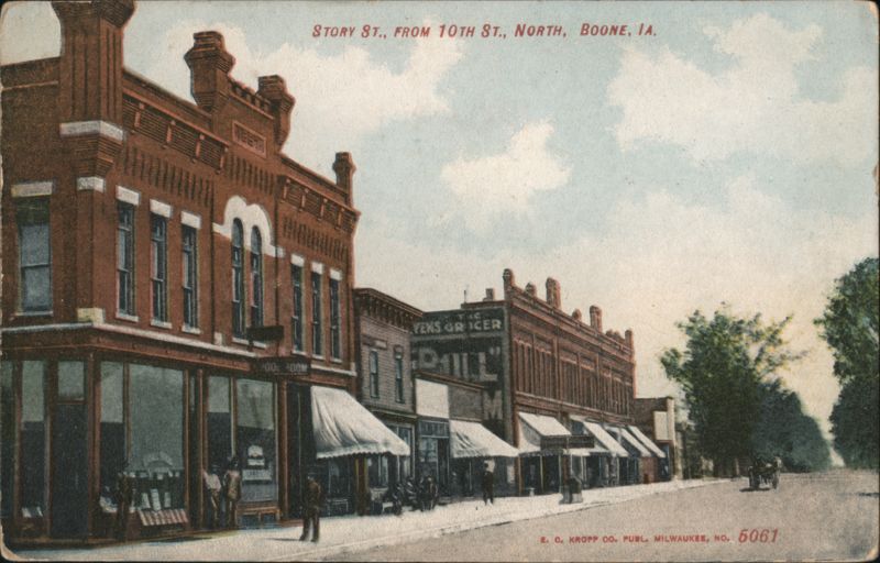 Story Street from 10th Street North, Boone, IA Iowa