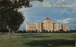 Brooke Army Hospital, Fort Sam Houston Postcard