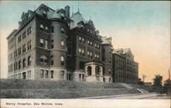 Mercy Hospital, Des Moines Postcard