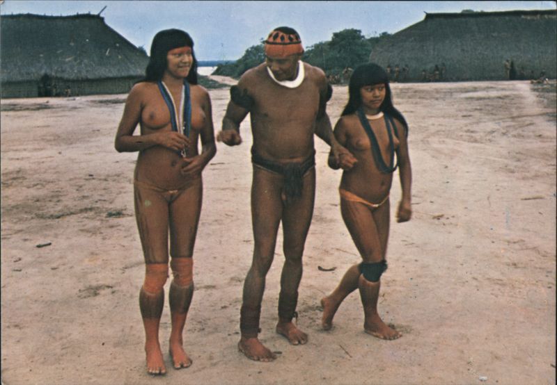 Pagé Totomã with Periot Women for Yamurikumã Festival