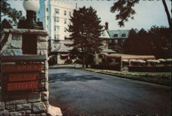 Pickwick Arms Hotel Postcard