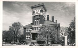 Monroe County Courthouse - Madisonville, Tennessee Postcard