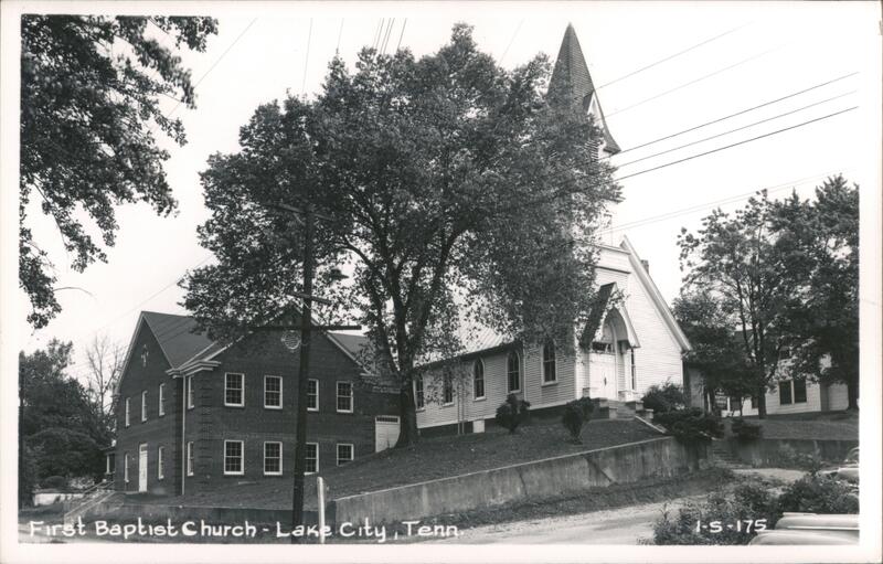 First Baptist Church, Lake City, Tennessee