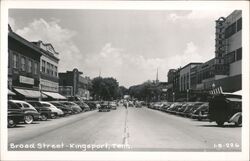 Broad Street - Kingsport, Tennessee - Vintage Postcard View Postcard