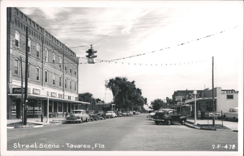 Tavares, Florida Street Scene