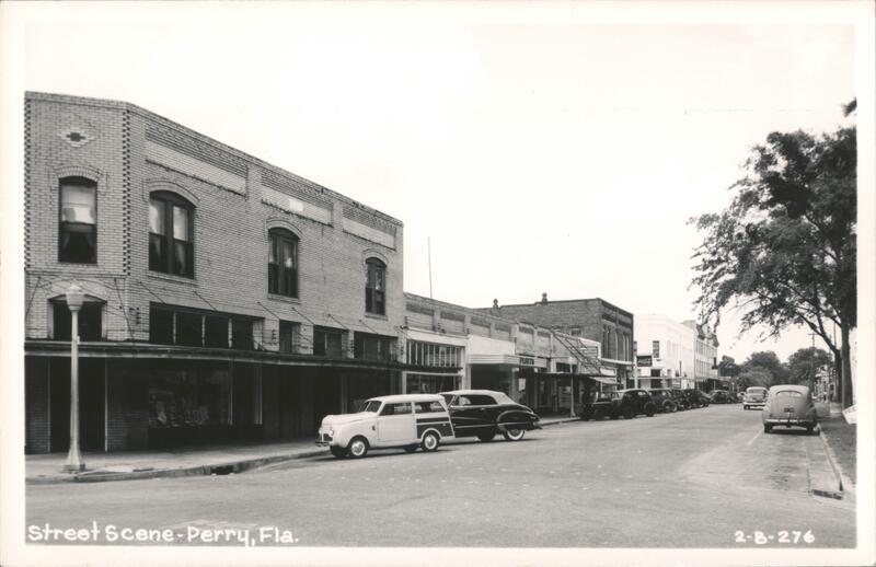 Perry, Florida Street Scene