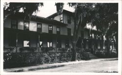 Lakeside Inn Postcard