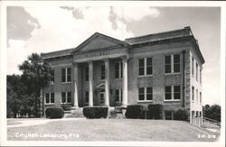 City Hall, Leesburg, Florida Postcard