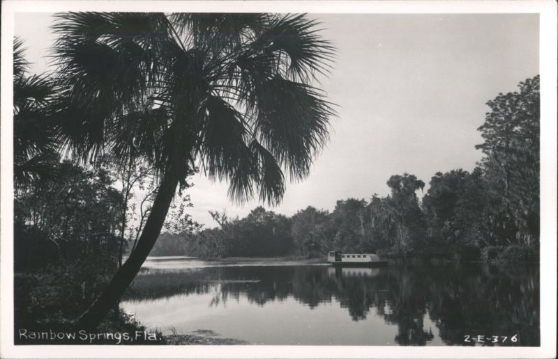 Houseboat on Rainbow River, Florida Dunnellon
