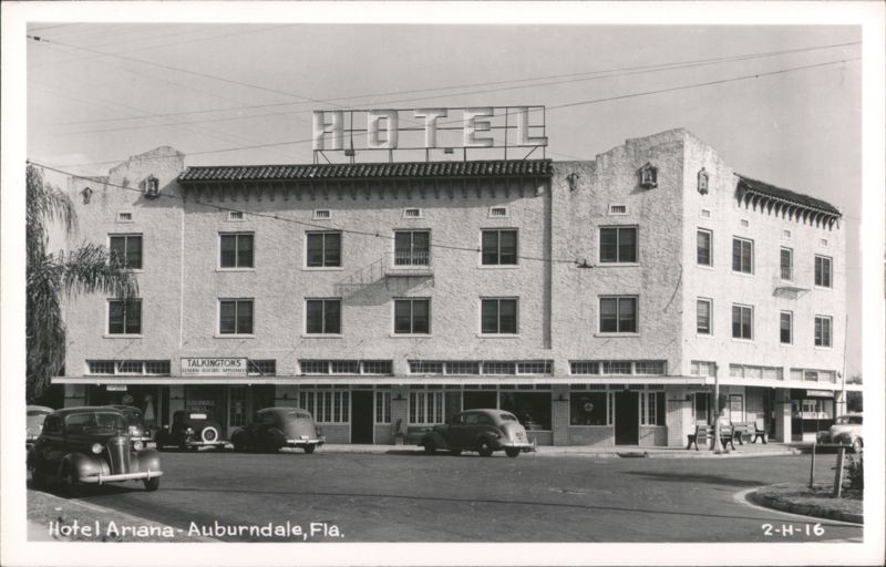 Hotel Ariana in Auburndale, Florida