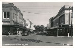 Plant City, Florida Street Scene with Businesses and Cars Postcard