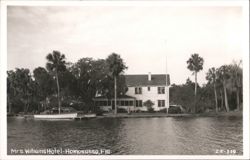 Mrs. Williams Hotel on the Homosassa River, Florida Postcard