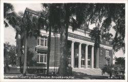 Hernando County Courthouse - Brooksville, Florida Postcard