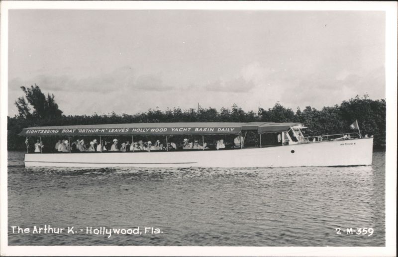 Sightseeing Boat Arthur K Leaves Hollywood Yacht Basin Florida