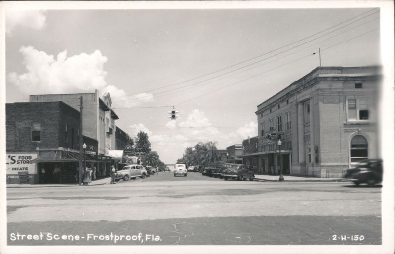 Street Scene in Frostproof, Florida