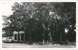 City Hall - Fernandina Beach, Florida Postcard