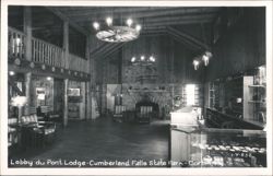 Lobby du Pont Lodge, Cumberland Falls State Park Postcard