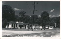 Van's Twin Lakes Motor Court Postcard