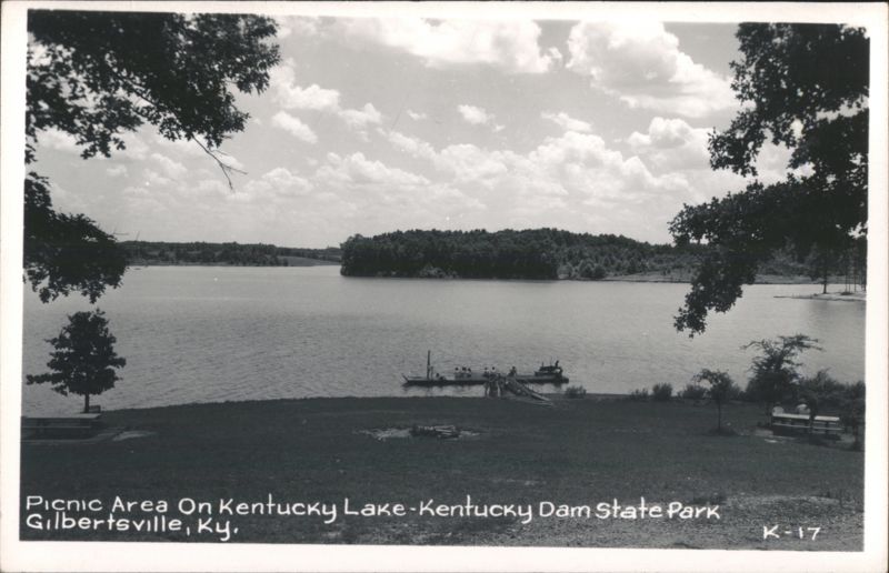 Picnic Area On Kentucky Lake, Kentucky Dam State Park Gilbertsville