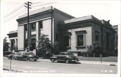 United States Post Office Building with Vintage Cars Parked Outside Postcard