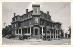 Barnesville Hotel, Vintage Cars Postcard
