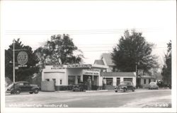 T.W. Farmer Servista Gulf Gas Station & White Kitchen Cafe Postcard