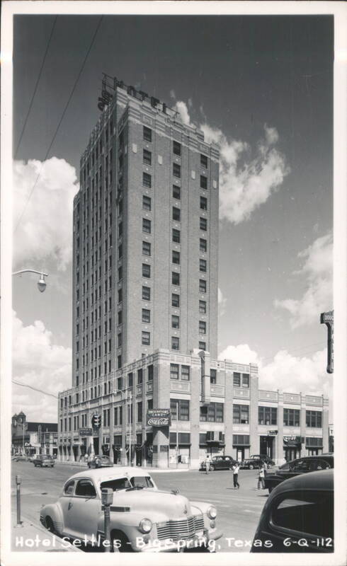 Hotel Settles with Street Scene and Vintage Cars Big Spring Texas