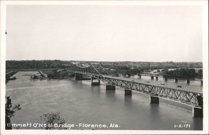 Emmett O'Neal Bridge over river in Florence, Alabama