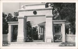 Entrance to Beauvoir House - Jefferson Davis Shrine Postcard