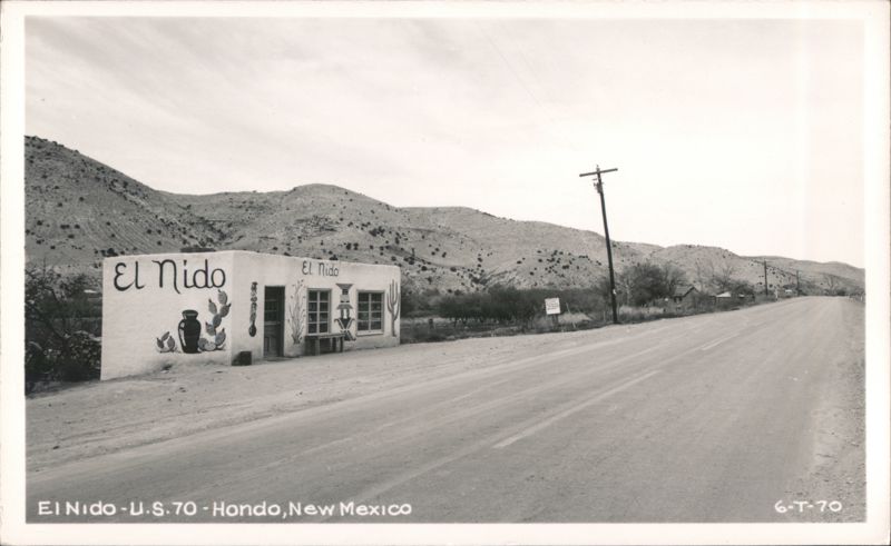 El Nido Store on U.S. 70, Hondo, New Mexico