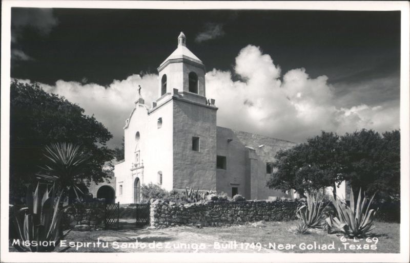 Mission Espiritu Santo de Zuniga - Built 1749 Goliad Texas